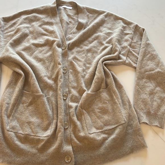 Sablyn beige cardigan with pockets - Picture 5 of 6